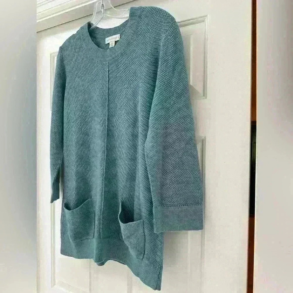 Appleseed Linen Cotton Seedstitch Front Patch Pocket Blue Size Medium - Picture 3 of 8